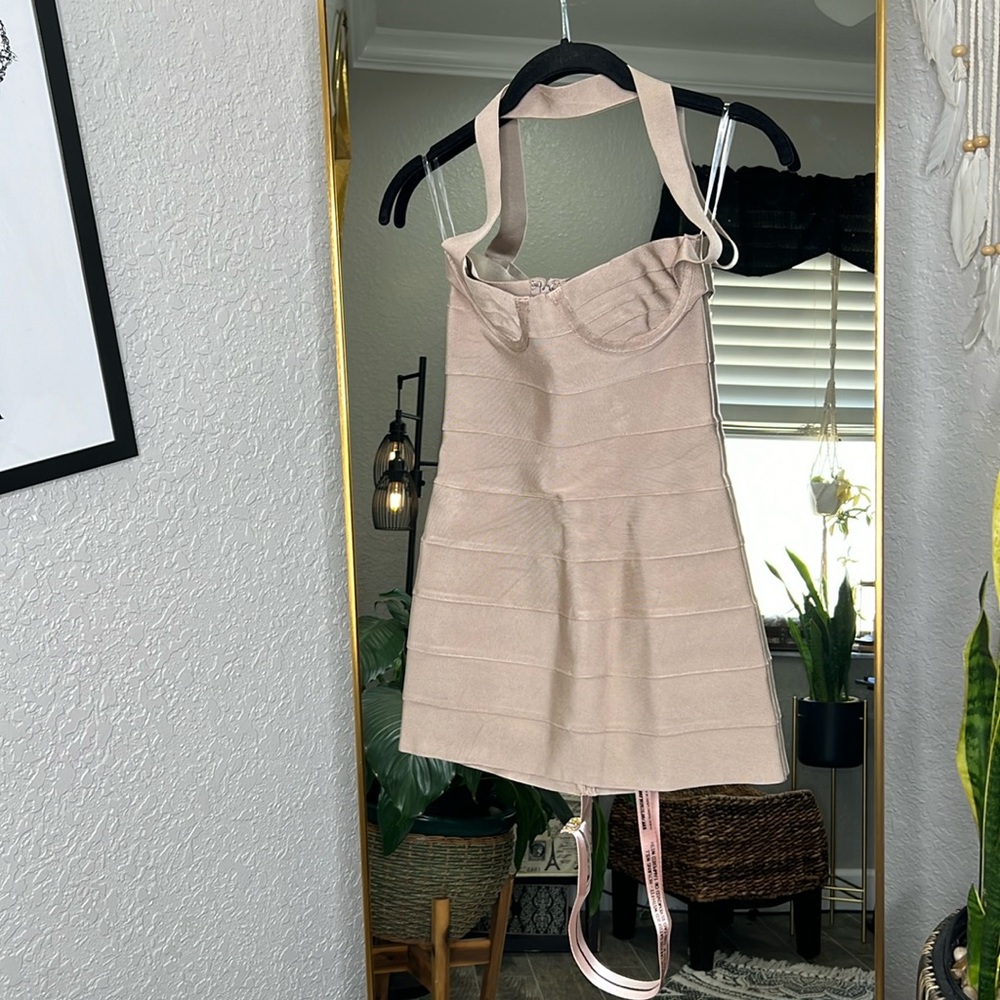 HOUSE OF CB 'Maliha' Latte Bandage Mini Dress NWOT - Picture 9 of 12